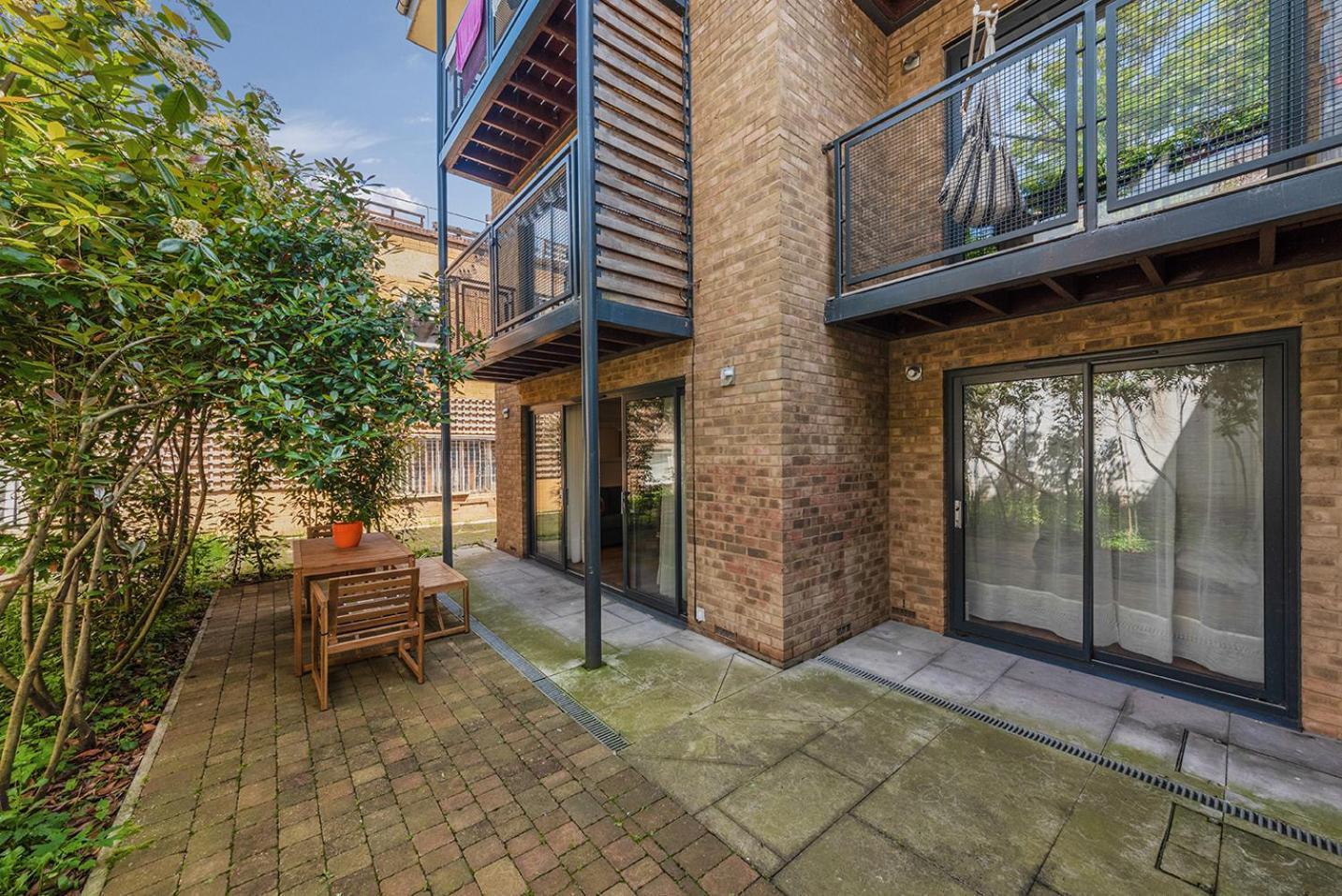 Hermitage Road Apartment By Morethanstays Londra Dış mekan fotoğraf