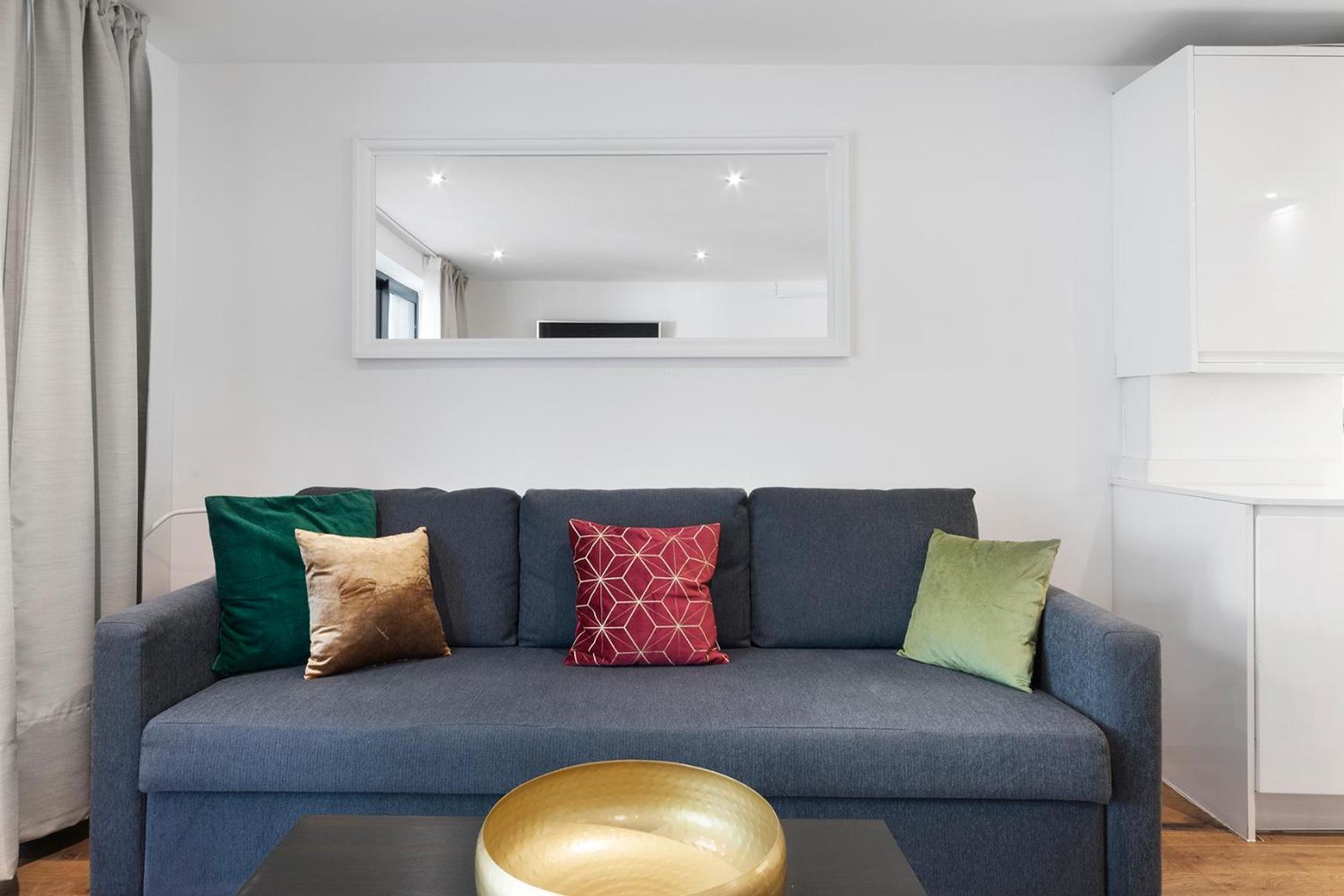 Hermitage Road Apartment By Morethanstays Londra Dış mekan fotoğraf