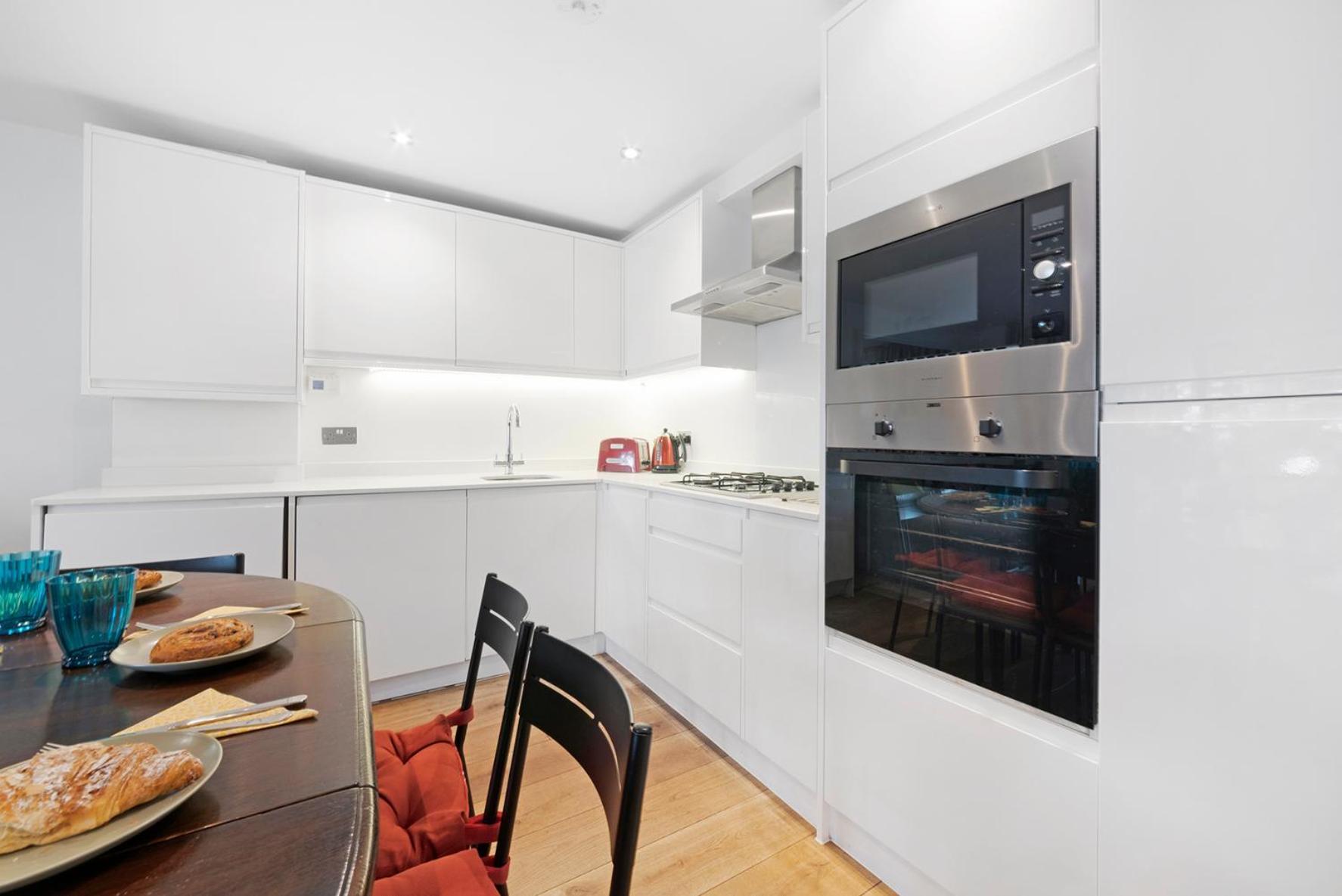 Hermitage Road Apartment By Morethanstays Londra Dış mekan fotoğraf